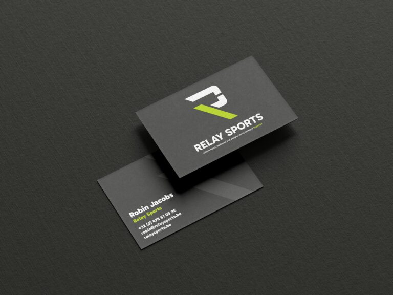 Visitekaartje met logo in het kader van rebranding Relay Sports met nieuwe website door Billie Branding